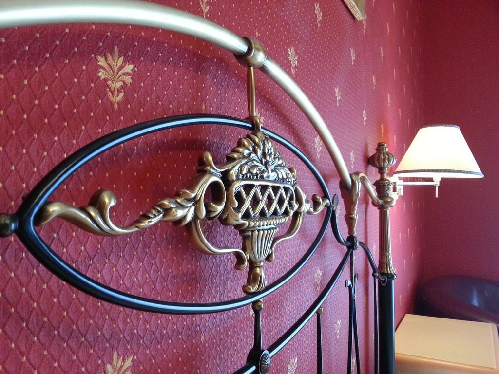 Hotel Sicilia Enna Habitación foto